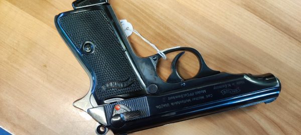 WALTHER PP 380acp (9mm browning court) – Image 9