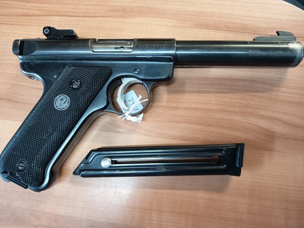 RUGER MARK II standard 22 LR